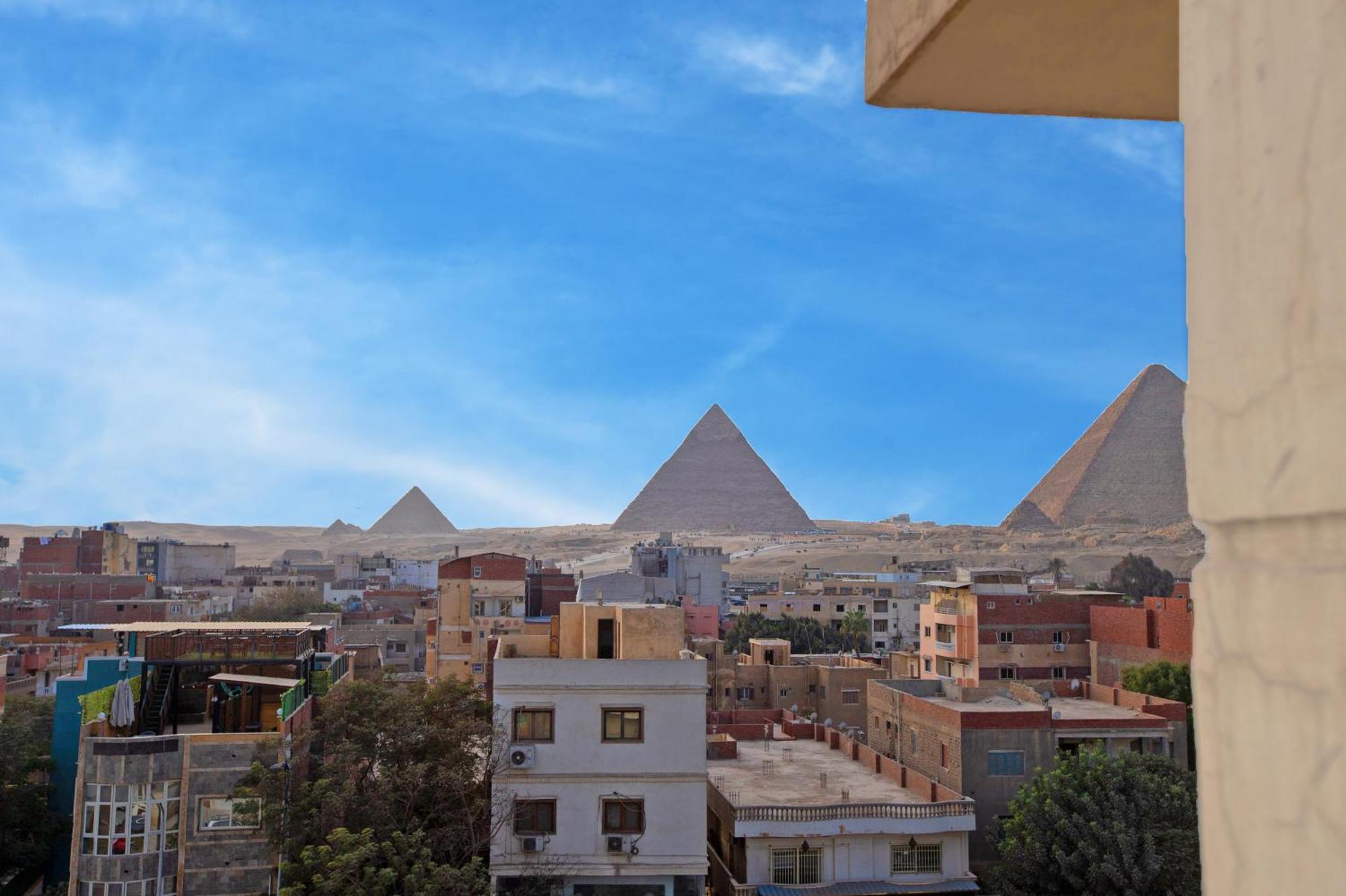Galaxy Pyramids View Inn Kafrat al Jabal Exterior foto