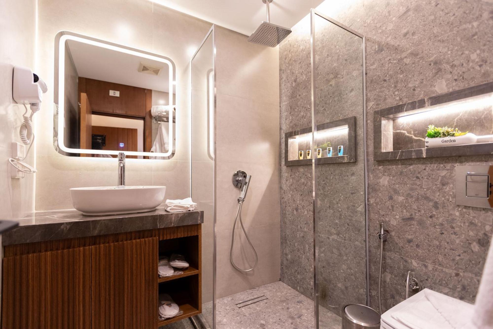 Galaxy Pyramids View Inn Kafrat al Jabal Exterior foto